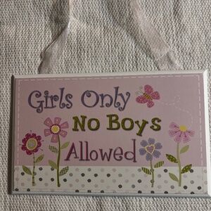 Hobby Lobby Girls Wall Decor Pink /White